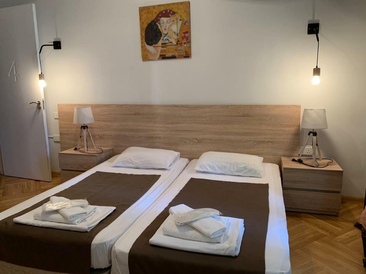 Piccolo Hotel Vake Тбилиси Экстерьер фото